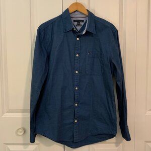 Tommy Hilfiger Men’s Blue Collared Button Front Custom Fit Shirt Large